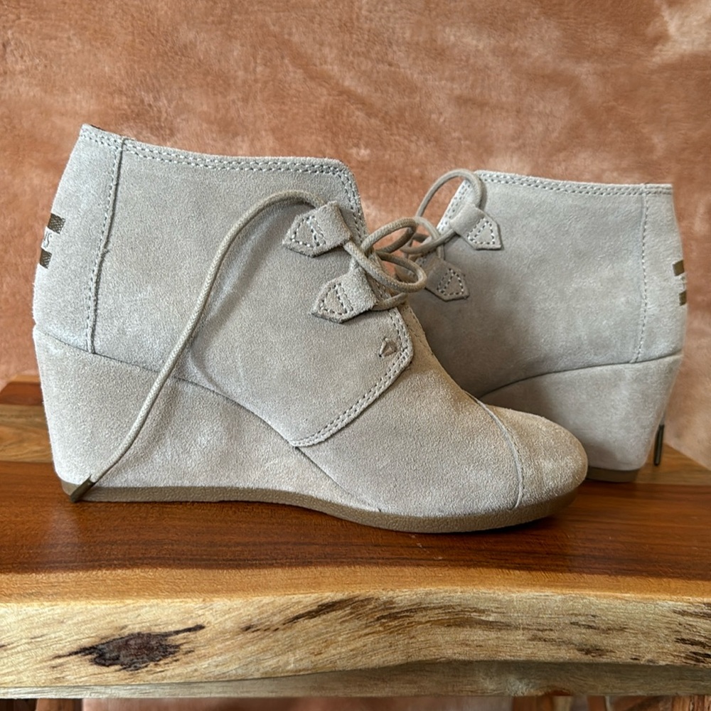 Tom’s wedge ankle bootie. 6m